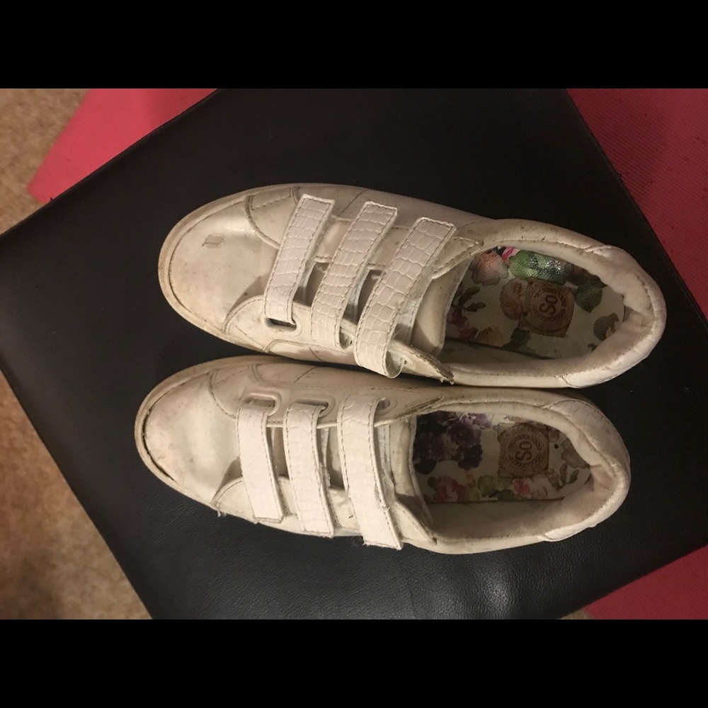 White vegan leather frat sneakers
